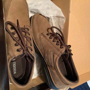 wonderlite vinnie mens shoes
